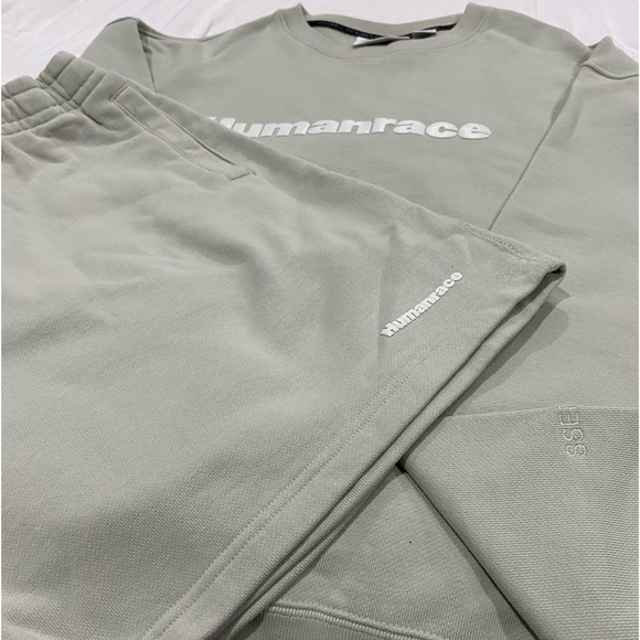 Pharrell Williams Addidas sweatshirt and matching shorts - Picture 1 of 9